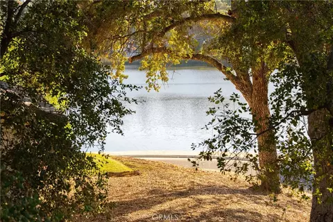 View/Area - 9115 Lake Vw, Atascadero, CA 93422 photo 5 of 16