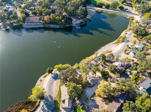 View/Area - 9115 Lake Vw, Atascadero, CA 93422 photo 8 of 16