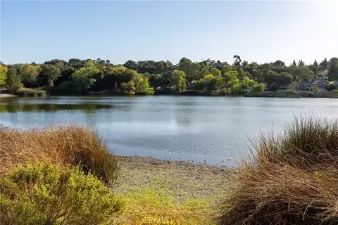 View/Area - 9115 Lake Vw, Atascadero, CA 93422 photo 10 of 16