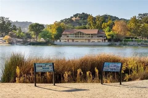View/Area - 9115 Lake Vw, Atascadero, CA 93422 photo 12 of 16