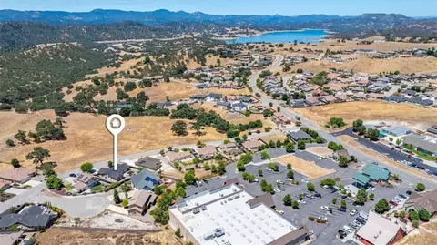 View/Area - 2225 Holly Dr, Paso Robles, CA 93446 photo 1 of 11