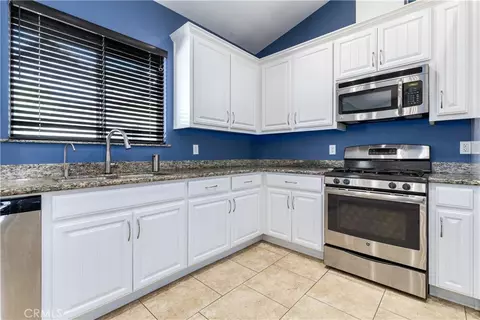 Kitchen - 2225 Holly Dr, Paso Robles, CA 93446 photo 2 of 6