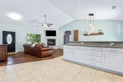 Entry Way - 2225 Holly Dr, Paso Robles, CA 93446 photo 3 of 3