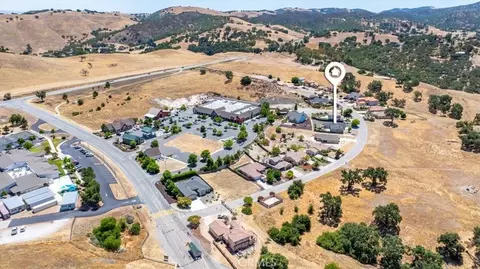 View/Area - 2225 Holly Dr, Paso Robles, CA 93446 photo 3 of 11