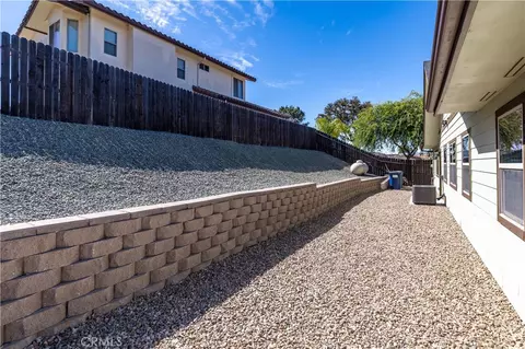 Exterior - 2225 Holly Dr, Paso Robles, CA 93446 photo 10 of 14