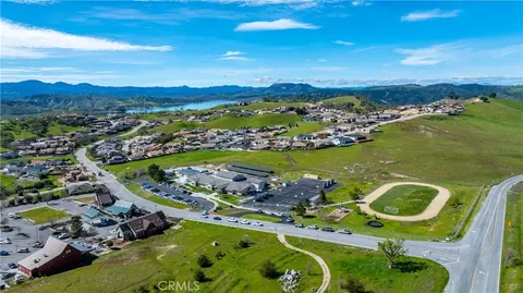 View/Area - 2225 Holly Dr, Paso Robles, CA 93446 photo 2 of 6
