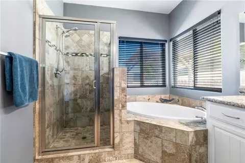 Bath - 2225 Holly Dr, Paso Robles, CA 93446 photo 5 of 6