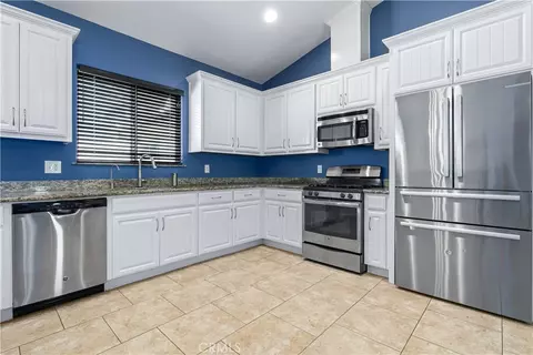 Kitchen - 2225 Holly Dr, Paso Robles, CA 93446 photo 3 of 6