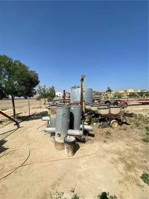 26323 Merced Ave, Wasco, CA 93280 photo 5