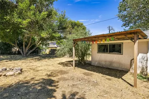 Exterior - 16255 Walnut, Atascadero, CA 93422 photo 6 of 11