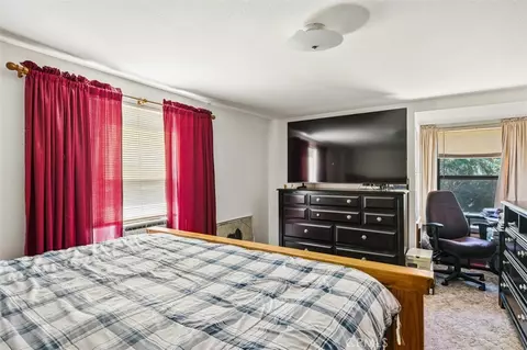 Bedroom - 16255 Walnut, Atascadero, CA 93422 photo 6 of 8