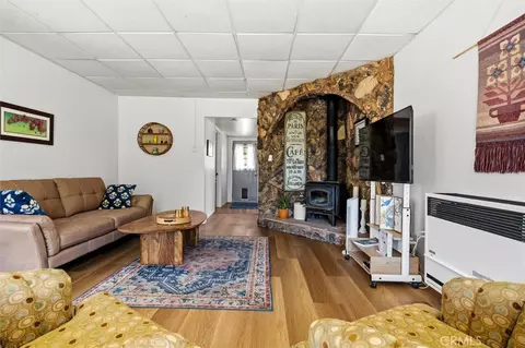 Living - 16255 Walnut, Atascadero, CA 93422 photo 1 of 7