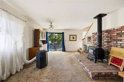Living - 16255 Walnut, Atascadero, CA 93422 photo 6 of 7