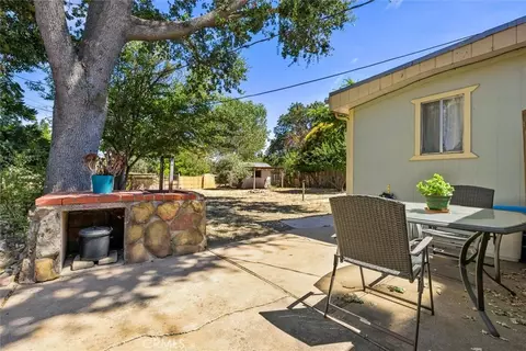 Exterior - 16255 Walnut, Atascadero, CA 93422 photo 4 of 11
