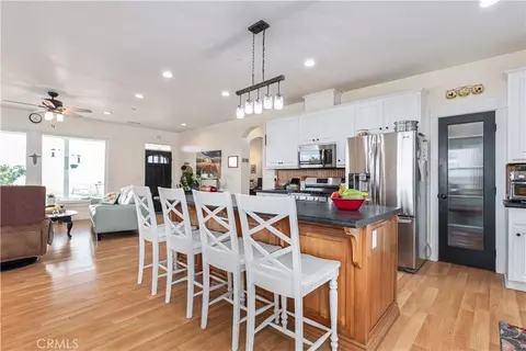 Kitchen - 4650 Rolling Hls, Paso Robles, CA 93446 photo 4 of 6