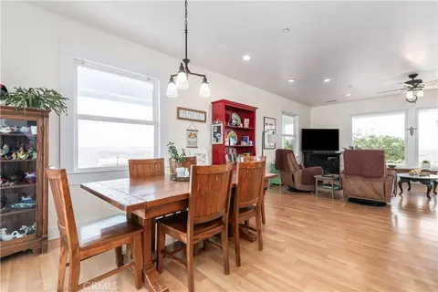 Dining - 4650 Rolling Hls, Paso Robles, CA 93446 photo 2 of 2