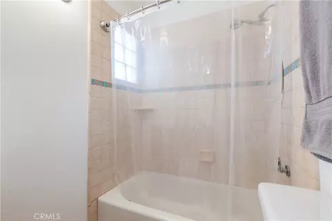 Bath - 7491 Old Adobe Way, Templeton, CA 93465 photo 1 of 3