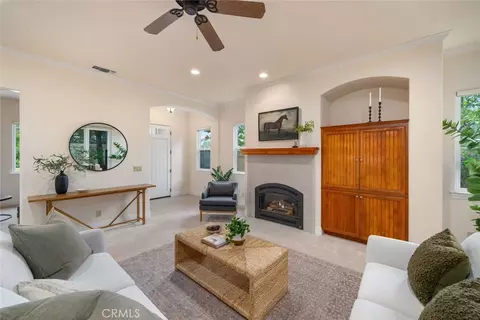 Living - 1605 Windstar Ct, Paso Robles, CA 93446 photo 3 of 4