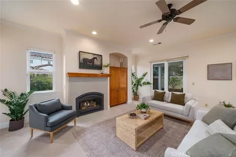 Living - 1605 Windstar Ct, Paso Robles, CA 93446 photo 2 of 4