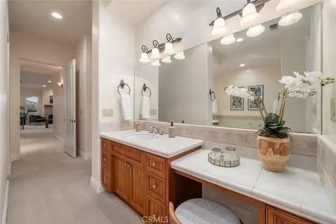 Bath - 1605 Windstar Ct, Paso Robles, CA 93446 photo 2 of 4