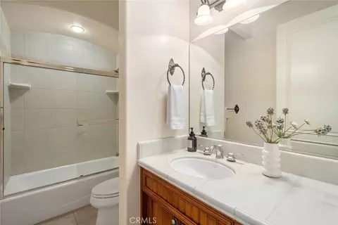 Bath - 1605 Windstar Ct, Paso Robles, CA 93446 photo 1 of 4