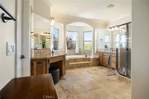 Bath - 329 Cool Vly, Paso Robles, CA 93446 photo 2 of 5