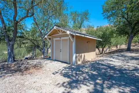 Exterior - 9960 Sunfish, Paso Robles, CA 93446 photo 10 of 14
