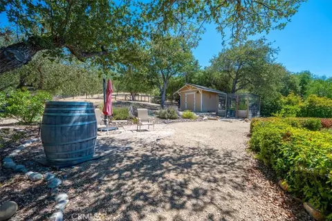 Exterior - 9960 Sunfish, Paso Robles, CA 93446 photo 11 of 14