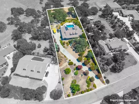 View/Area - 9960 Sunfish, Paso Robles, CA 93446 photo 5 of 12