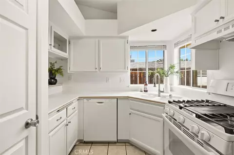 Kitchen - 829 Crazy Horse, Paso Robles, CA 93446 photo 2 of 2