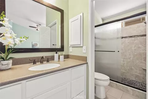 Bath - 829 Crazy Horse, Paso Robles, CA 93446 photo 1 of 2