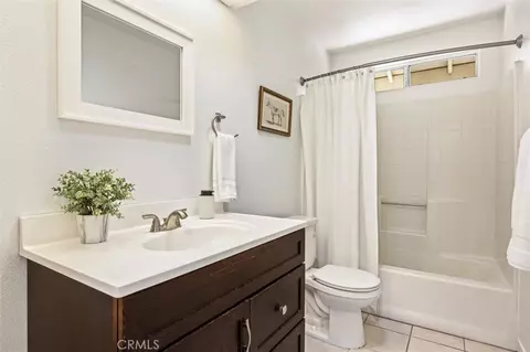 Bath - 829 Crazy Horse, Paso Robles, CA 93446 photo 2 of 2