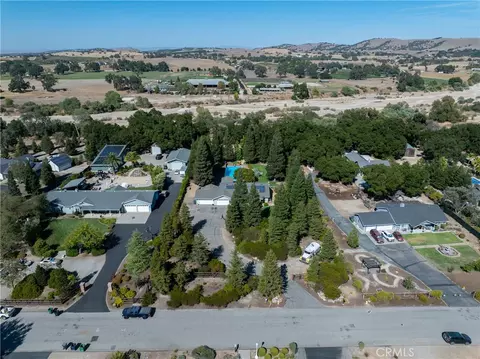 View/Area - 2255 Ferrocarril, Atascadero, CA 93422 photo 8 of 11