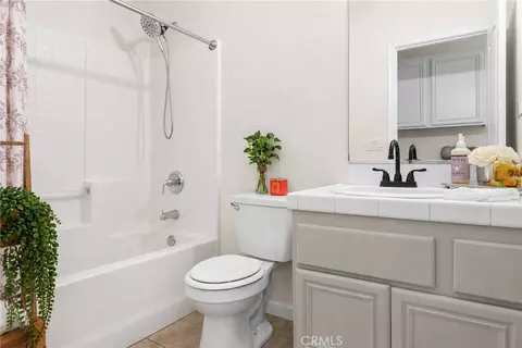Bath - 1214 Shadow Mdw, Paso Robles, CA 93446 photo 1 of 1