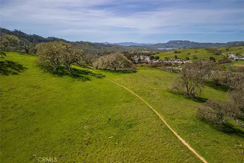 4440 Moccasin, Paso Robles, CA 93446 photo 32