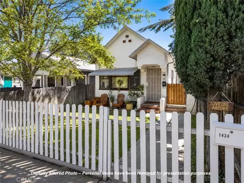 Exterior - 1434 Pine St, Paso Robles, CA 93446 photo 3 of 8
