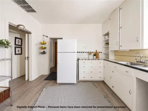 Kitchen - 1434 Pine St, Paso Robles, CA 93446 photo 3 of 5