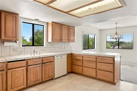 Kitchen - 920 Walnut, Paso Robles, CA 93446 photo 3 of 4
