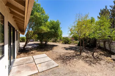 Exterior - 920 Walnut, Paso Robles, CA 93446 photo 8 of 12