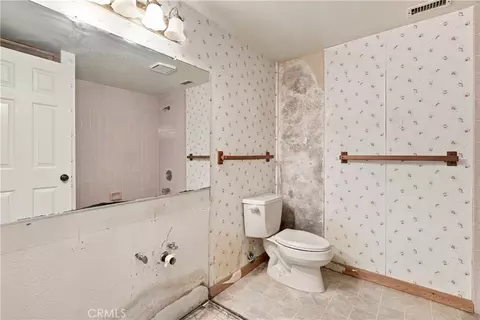 Bath - 920 Walnut, Paso Robles, CA 93446 photo 1 of 4