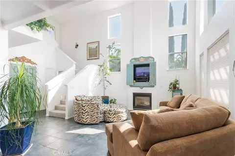 Living - 112 Encanto, Paso Robles, CA 93446 photo 1 of 1