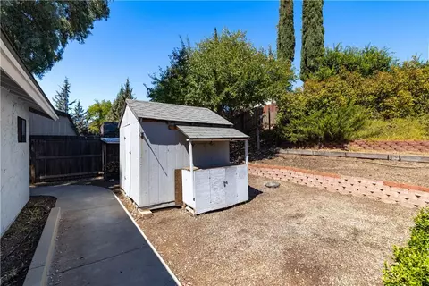Exterior - 434 Cherokee Ct, Paso Robles, CA 93446 photo 13 of 17