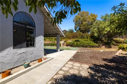 Exterior - 434 Cherokee Ct, Paso Robles, CA 93446 photo 7 of 17