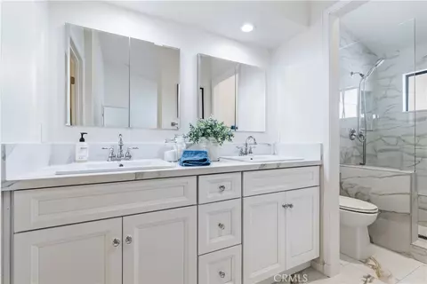 Bath - 434 Cherokee Ct, Paso Robles, CA 93446 photo 1 of 4