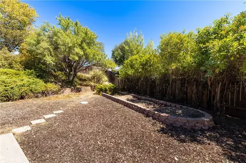 Exterior - 434 Cherokee Ct, Paso Robles, CA 93446 photo 8 of 17