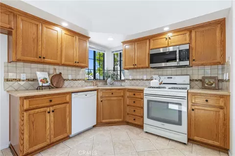 Kitchen - 434 Cherokee Ct, Paso Robles, CA 93446 photo 2 of 6