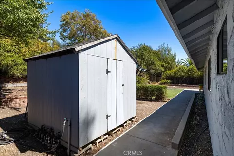 Exterior - 434 Cherokee Ct, Paso Robles, CA 93446 photo 14 of 17