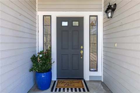 Entry Way - 434 Cherokee Ct, Paso Robles, CA 93446 photo 1 of 3