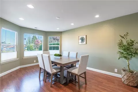 Dining - 909 Saint Ann, Paso Robles, CA 93446 photo 1 of 2
