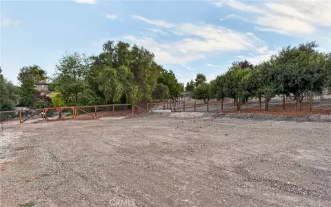Exterior - 9947 Flyrod, Paso Robles, CA 93446 photo 7 of 18